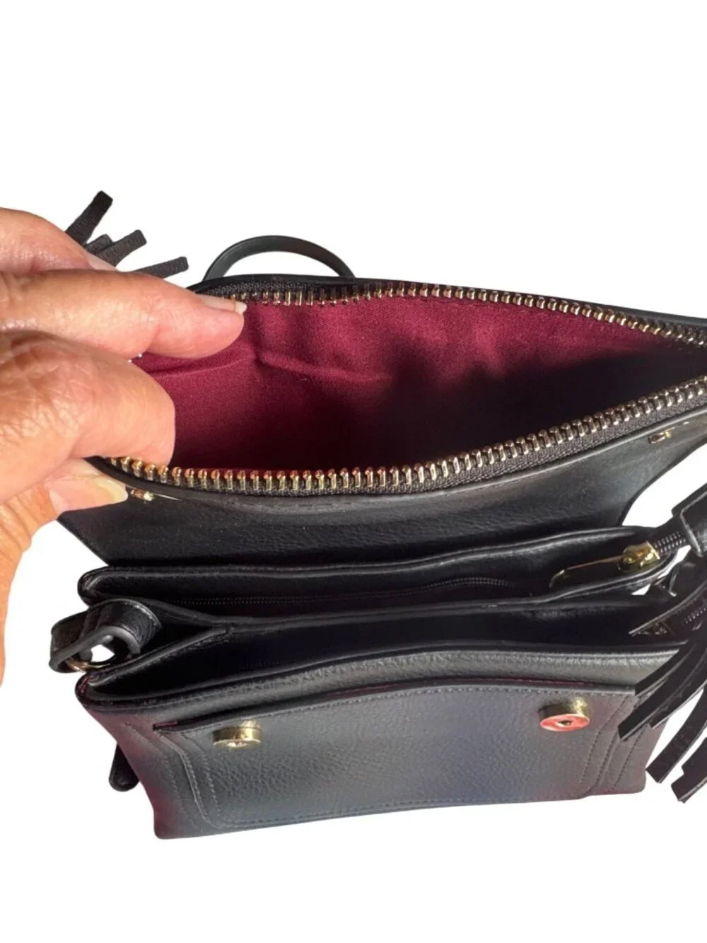 Kate Spade New York Black PebbledLeather Tassel Crossbody Bag Classic Style